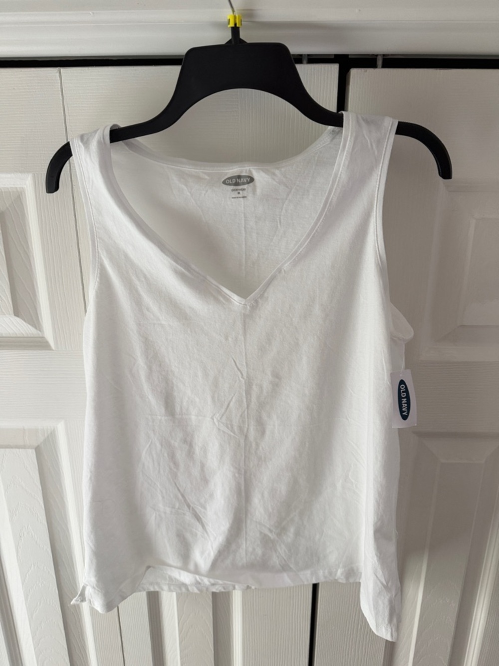 Old Navy White V-Neck Tank Top - Women's Sleeveless Tee